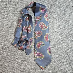 Oliver Hunt Blue Red Paisley Silk Tie Mens Classic Necktie